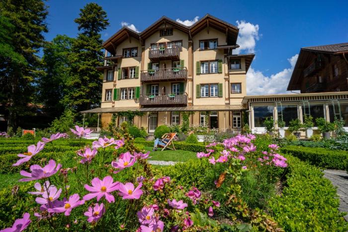 Alpenrose Hotel & Gardens,Giswil>>Bern,2 star