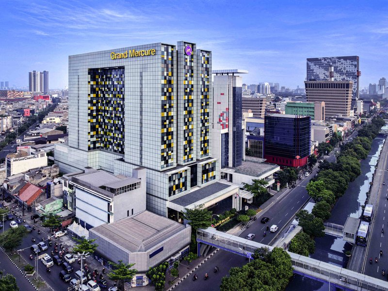 grand mercure jakarta harmoni