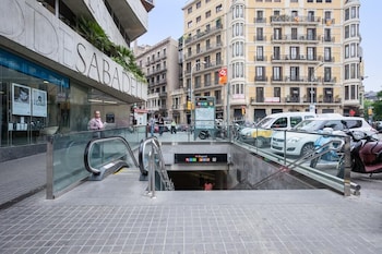 hostal lumine suites by gaiarooms