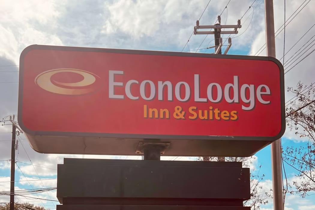 econo lodge inn and suites downtown san antonio riverwalk area
