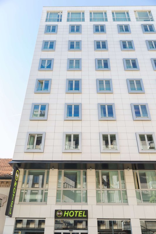 B&B Hotel Milano Central Station,Via Napo Torriani 9,3 star