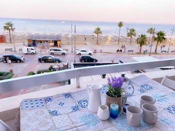 beach front apartment