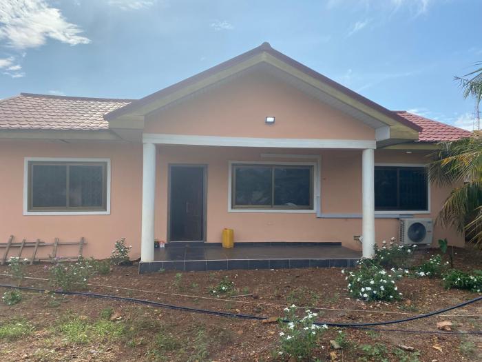 brand new 3 bed house in oyibi accra ghana