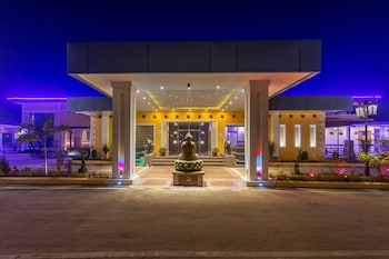 Hotel Classic Plaza,Nijgarh>>Gadhimai,3.5 star