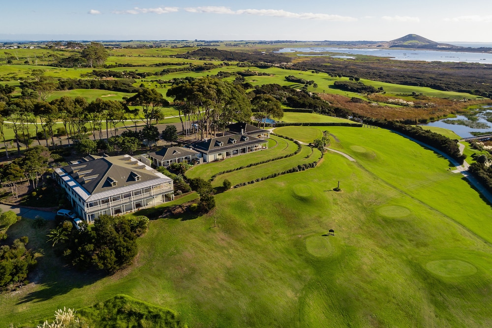 Carrington Estate,Near Karikari Estate Winery,4 star