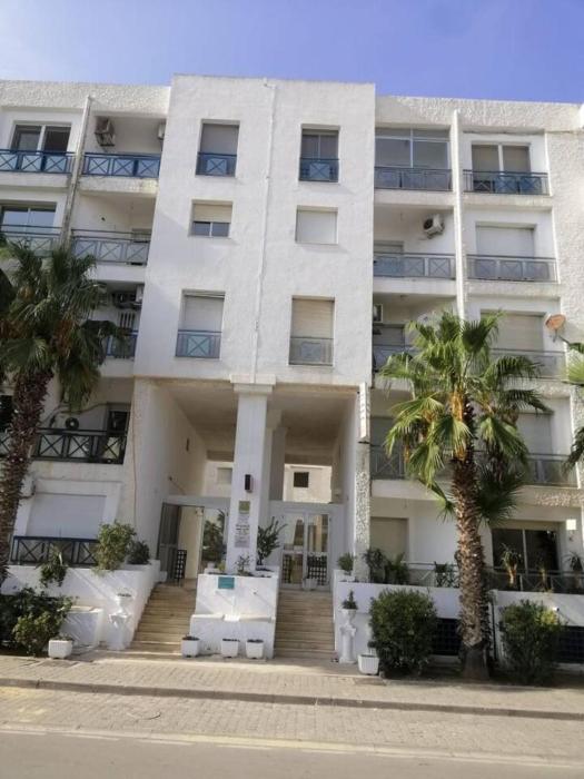 captivating 2 bed apartment in tunis