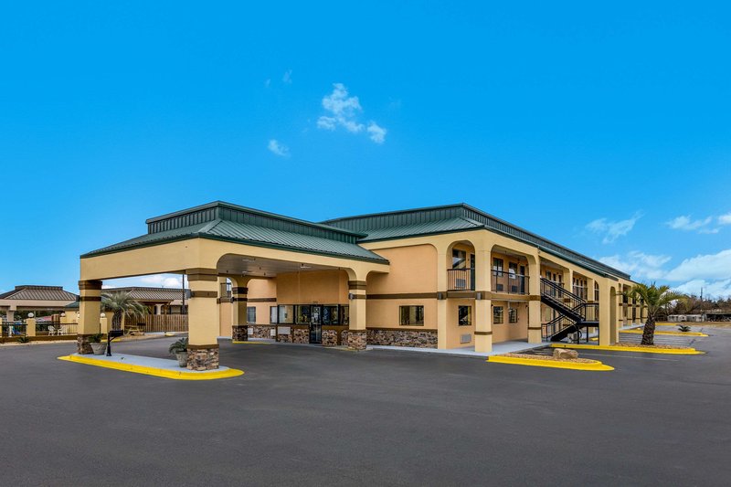 quality inn and suites dublin