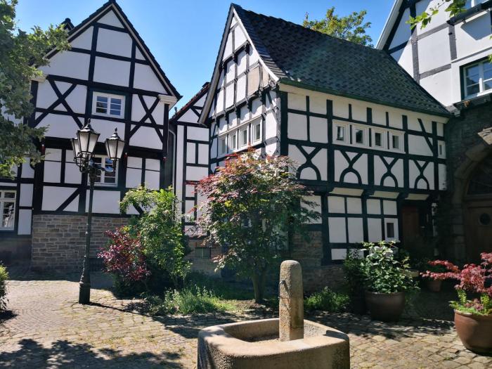 Fünf Giebel Eck In Der Freiheit Am Ruhrtalradweg,Ennepe-Ruhr-Kreis>>Dortmund,0 star