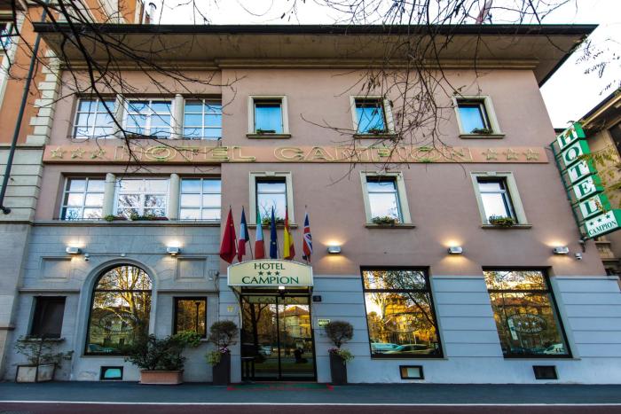 hotel campion