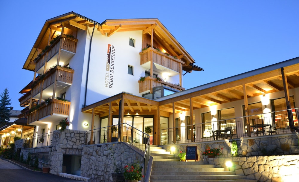 Hotel Regglbergerhof,Cornedo All'isarco>>Bolzano,3.5 star