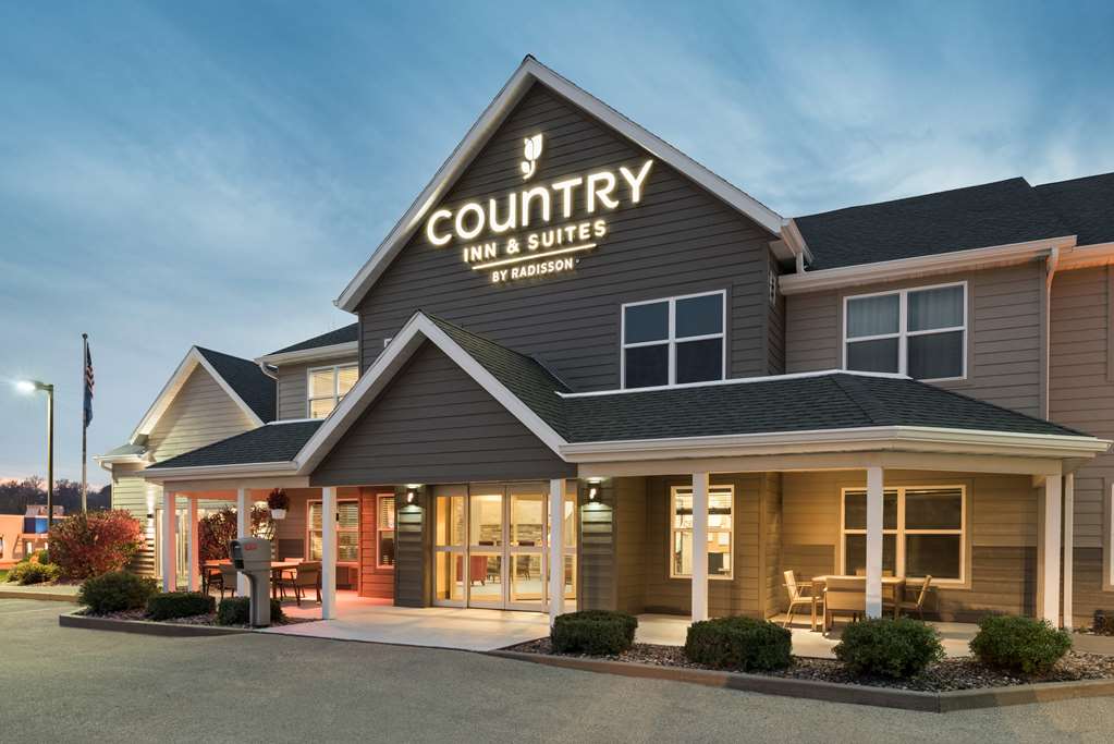 Country Inn & Suites By Radisson, Platteville, Wi,Dubuque>>Dodgeville,2.5 star