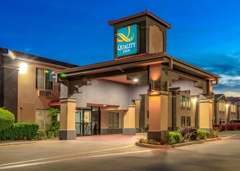 Quality Inn Forest Hill - Fort Worth South,Forest Hill>>Dallas,2 star