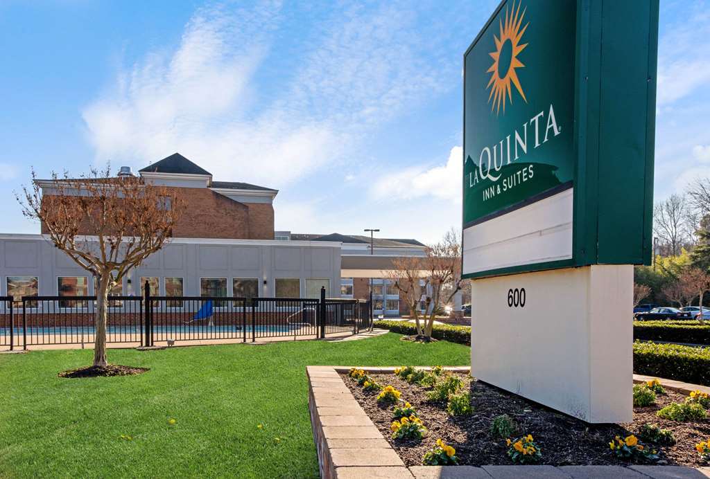 la quinta inn and suites by wyndham williamsburg historic area