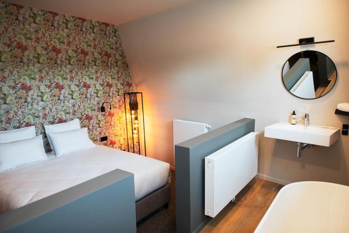 Hotel De La Poste,Waregem>>Ellezelles,3 star