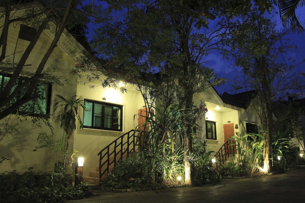 Chayada Garden House And Resort Hotel,Khok Kruat>>Khlong Yang,3 star