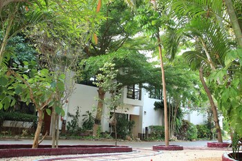 Chayada Garden House And Resort Hotel,Khok Kruat>>Khlong Yang,3 star