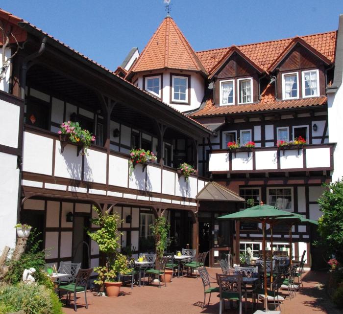 Landhotel Kains Hof,Etzelbach>>Erfurt,3 star