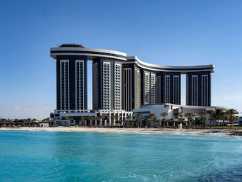 regal heights hotel