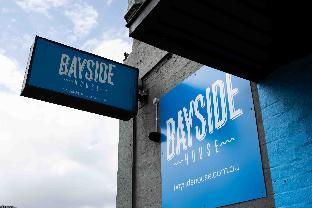 bayside house hostel