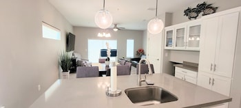 Bungalow Tarvana #2,Texas>>Port Isabel,3.5 star