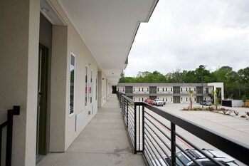 crystal inn