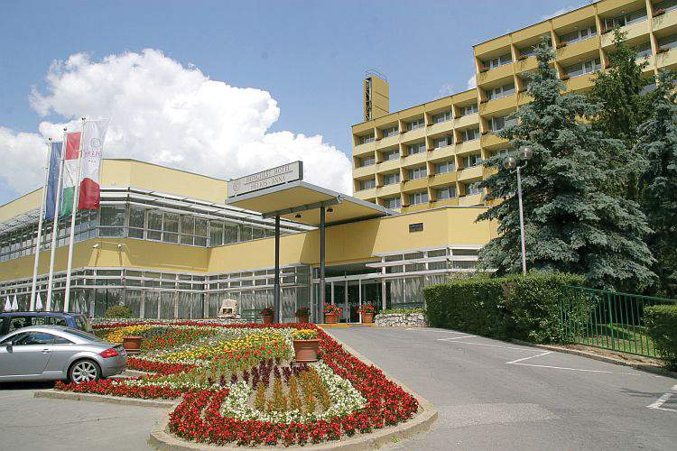 hunguest hotel helios