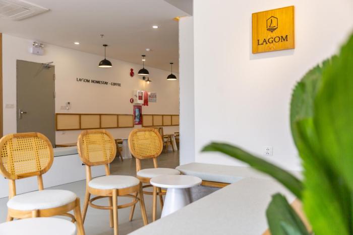 lagom apartment and hotel