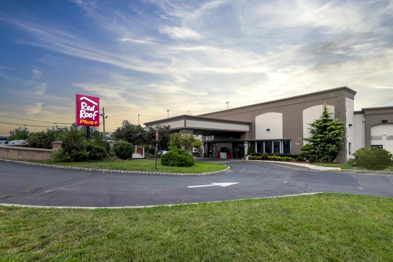 Red Roof Inn Plus+ Newark Liberty Airport - Carteret