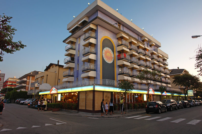 Christian,Near Piazza Milano,3 star