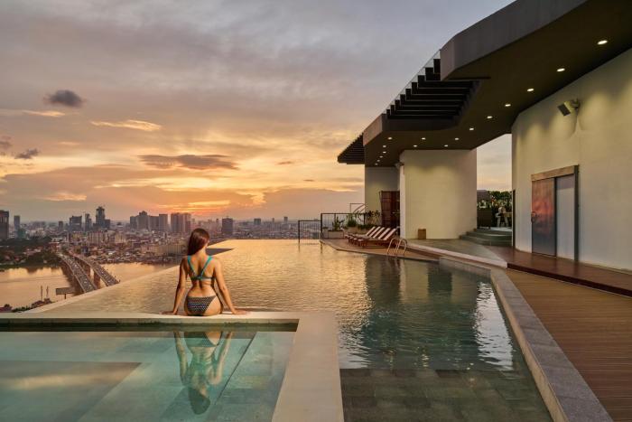 the peninsula private residences