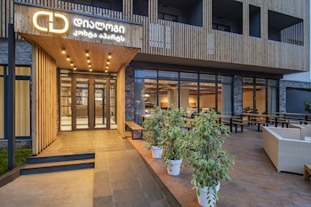 dialog kokhta aparts