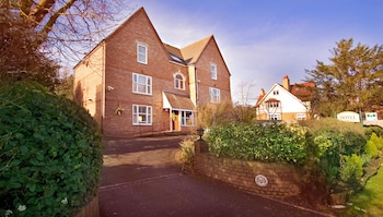 Marlborough House Hotel,Oxford>>Bicester,3.5 star