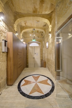 Tritoni Harbour Suites,Valletta>>Malta,3.5 star