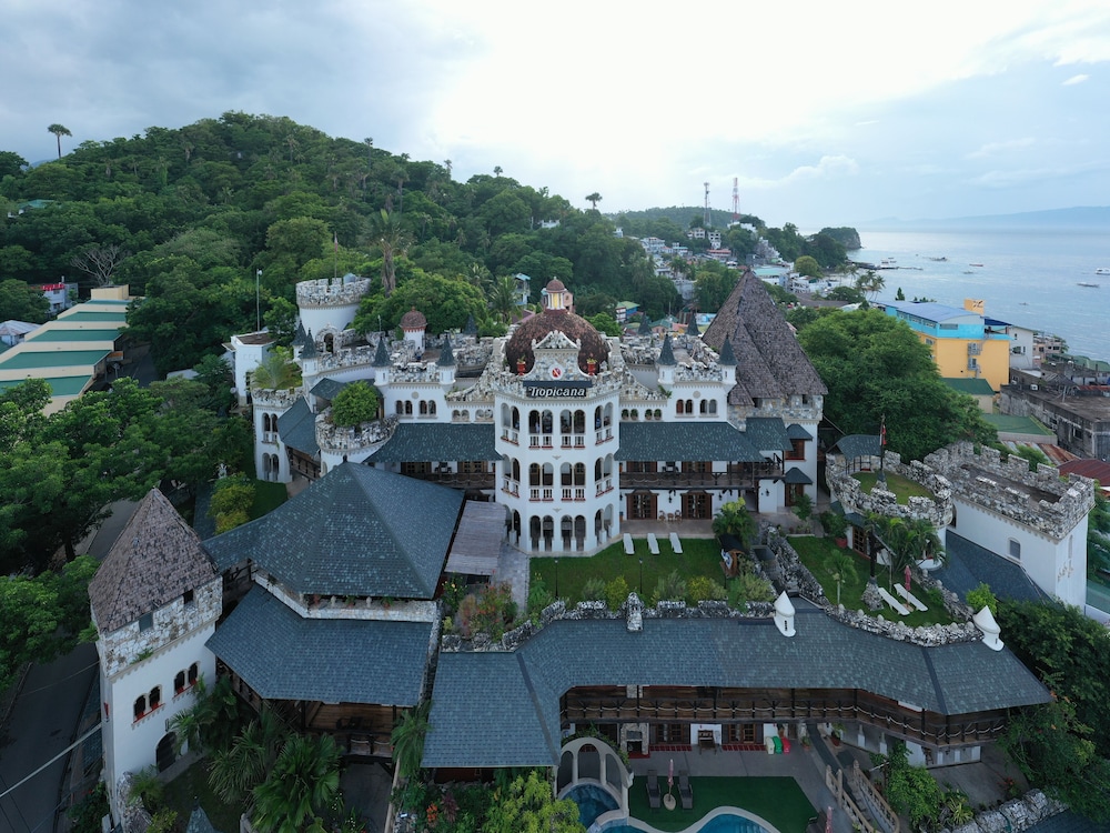 Tropicana Castle Dive Resort Powered By Cocotel