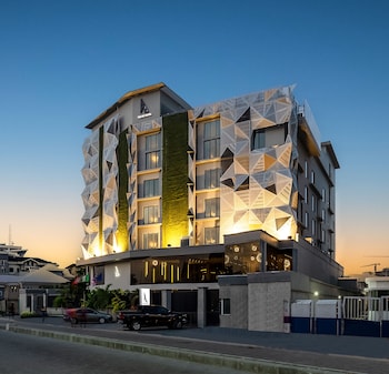 the art hotel