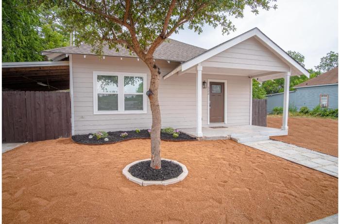 captivating 4br 2ba home near awesome downtown