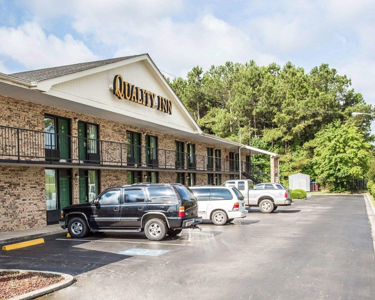 Quality Inn Manning I-95