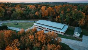 Greeter Falls Lodge Unit 2