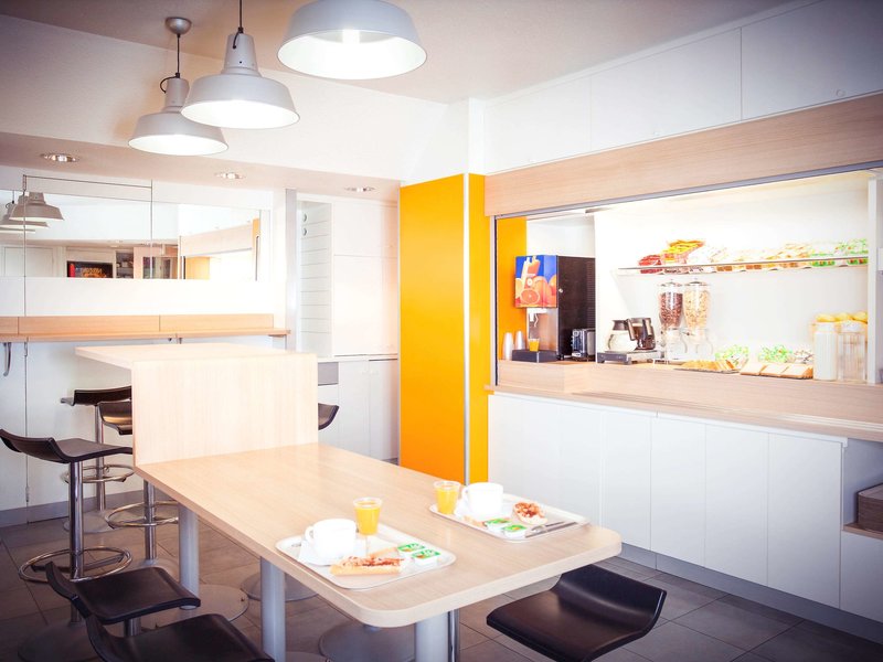 Hotelf1 Antibes Sophia Antipolis,Antibes>>Alpes-Maritimes,1 star