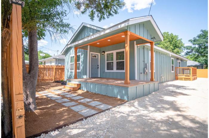 newly remodeled 4br 2ba near amazing downtown