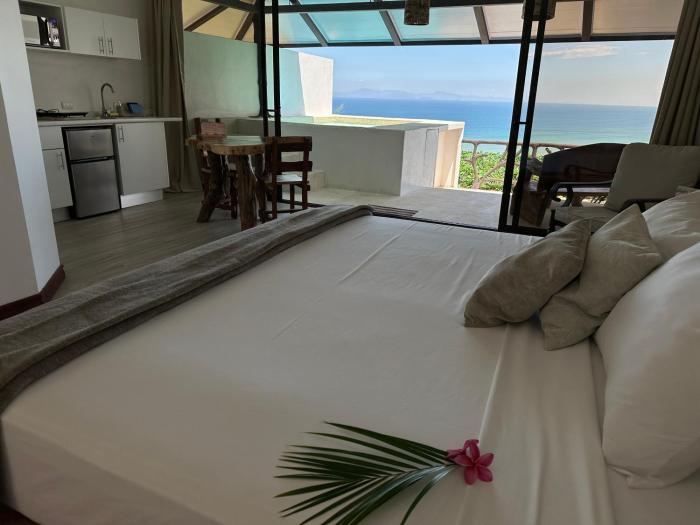 Akua Ocean View Suites,Tarcoles>>Punta Leona,2.5 star