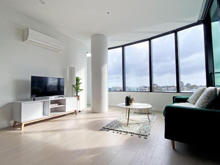 Skygarden Luxury Condo,Melbourne>>Glen Waverley,3.5 star