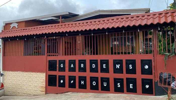 gardens house airport juan santamara a alajuela