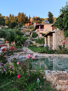 Edem Studios And Apartments,Igoumenitsa>>Epirus,1 star