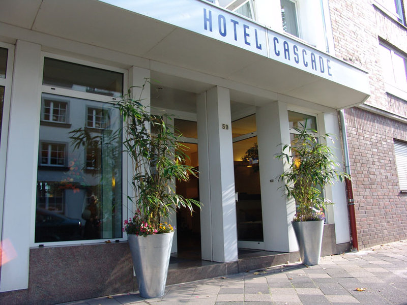 Hotel Cascade,Düsseldorf>>Dusseldorf,4 star