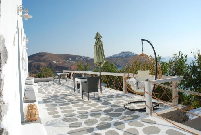 siesta villas nearby tzanaki beach