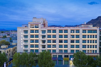 Kunyixingguangjiudian,,2.5 star