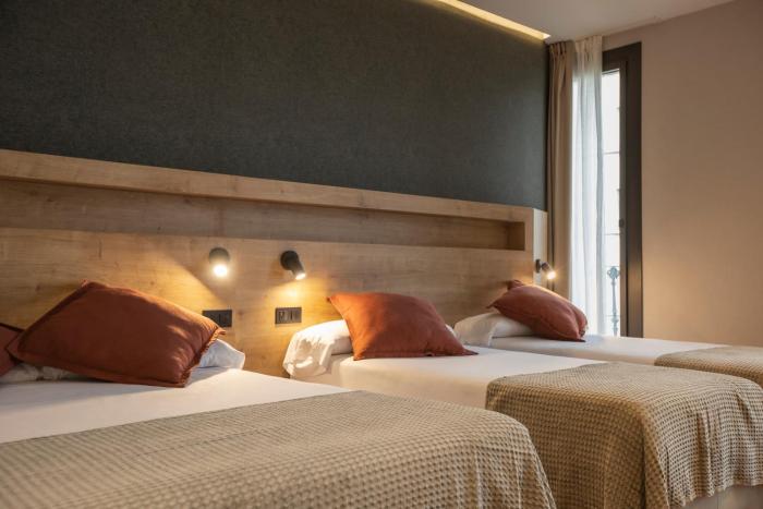 Fontanella By Bcn Urban Rooms,Spain>>Barcelona,3 star