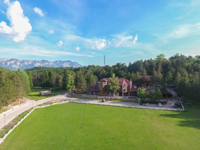 Natyral Razma Resort,Malësi E Madhe>>Koplik,3 star