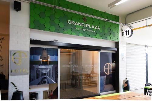 Hotel Grand One Plaza,Mexico>>Tijuana,2.5 star